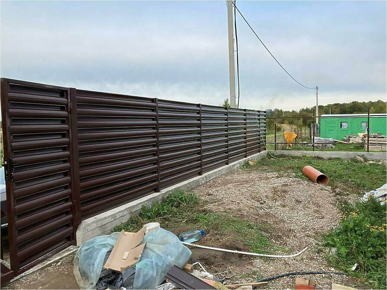 Забор из штакетника 85м фото6 в Саратове